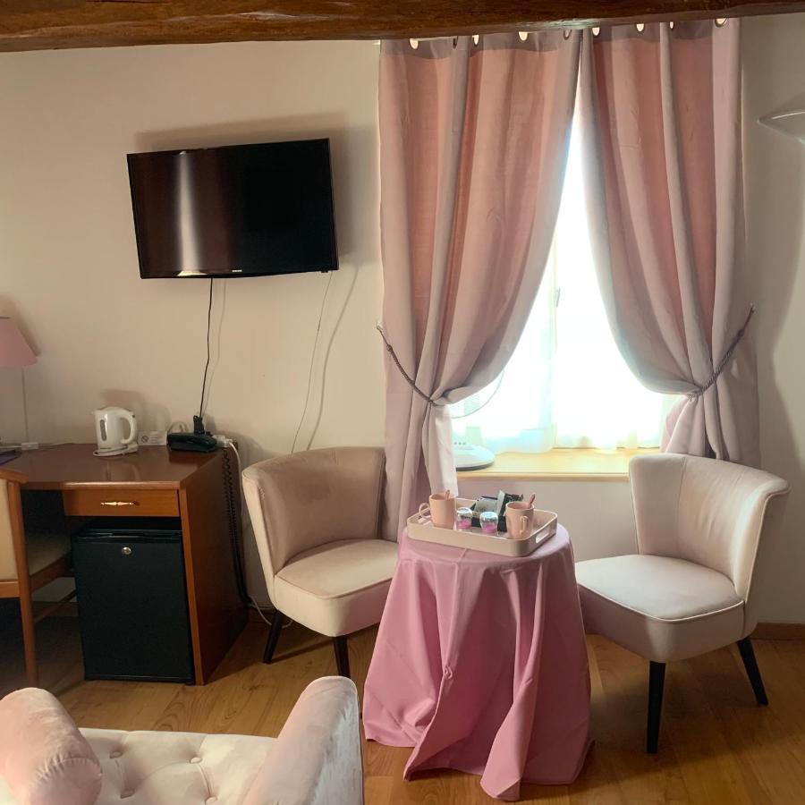 Auberge Du Cheval Blanc Beaumont-Pied-de-Boeuf  Bagian luar foto